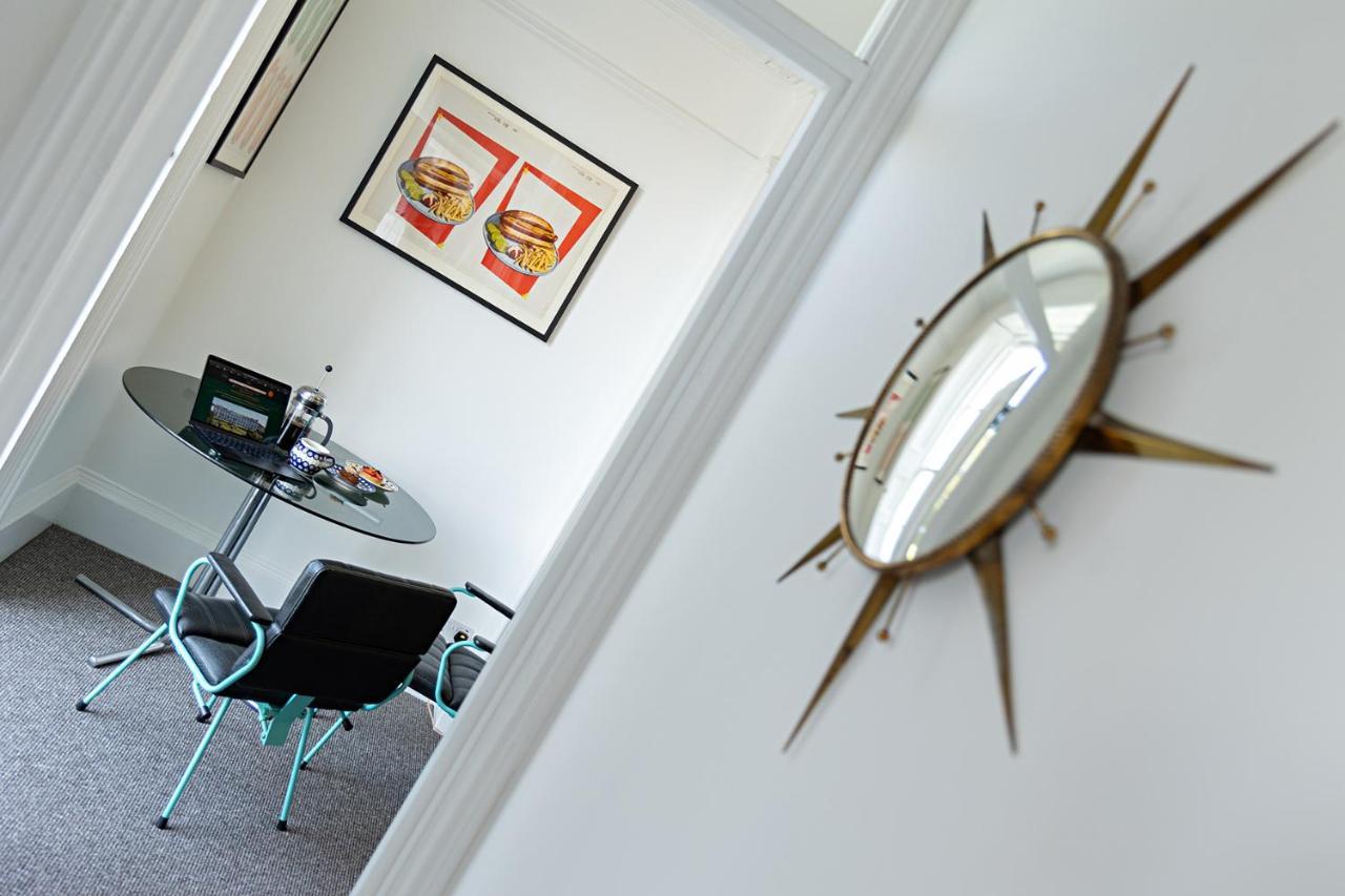 Paramount Apartments Ilfracombe, Arty Seaside Holiday Apartments Εξωτερικό φωτογραφία
