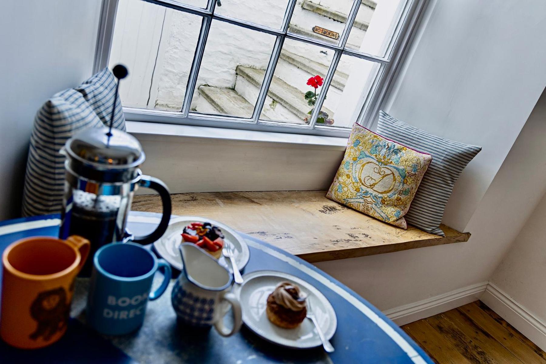 Paramount Apartments Ilfracombe, Arty Seaside Holiday Apartments Δωμάτιο φωτογραφία